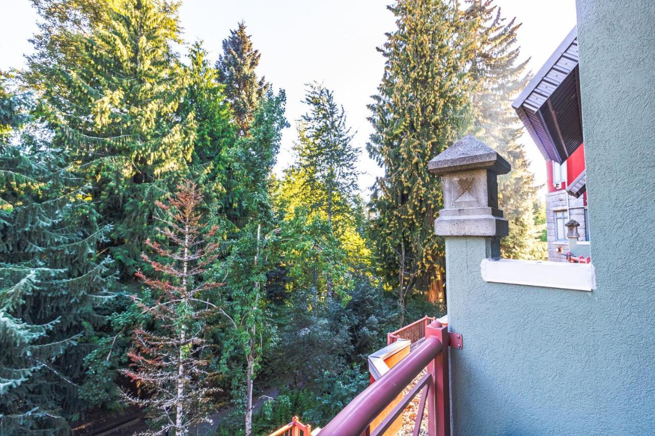 Alpenglow Lodge By Elevate Vacations Γουίστλερ Εξωτερικό φωτογραφία